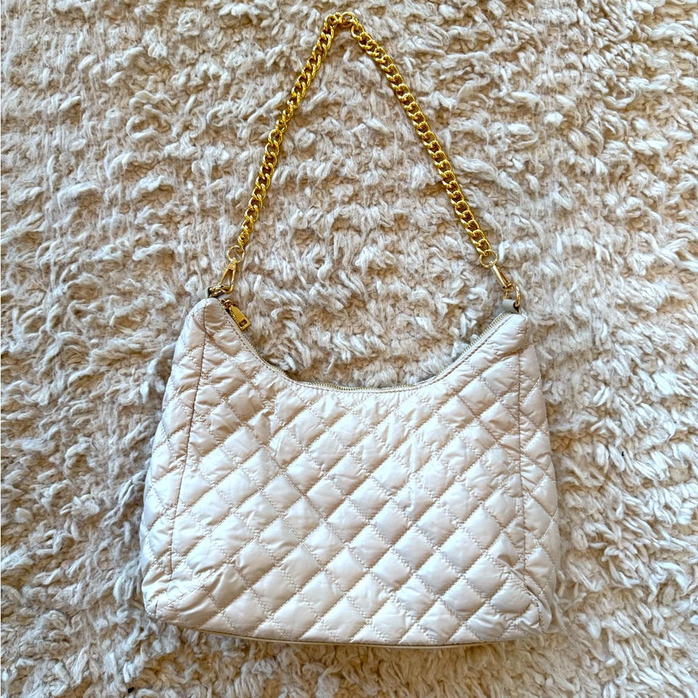 NWOT Jen & Co tan quilted bag with gold chair strap